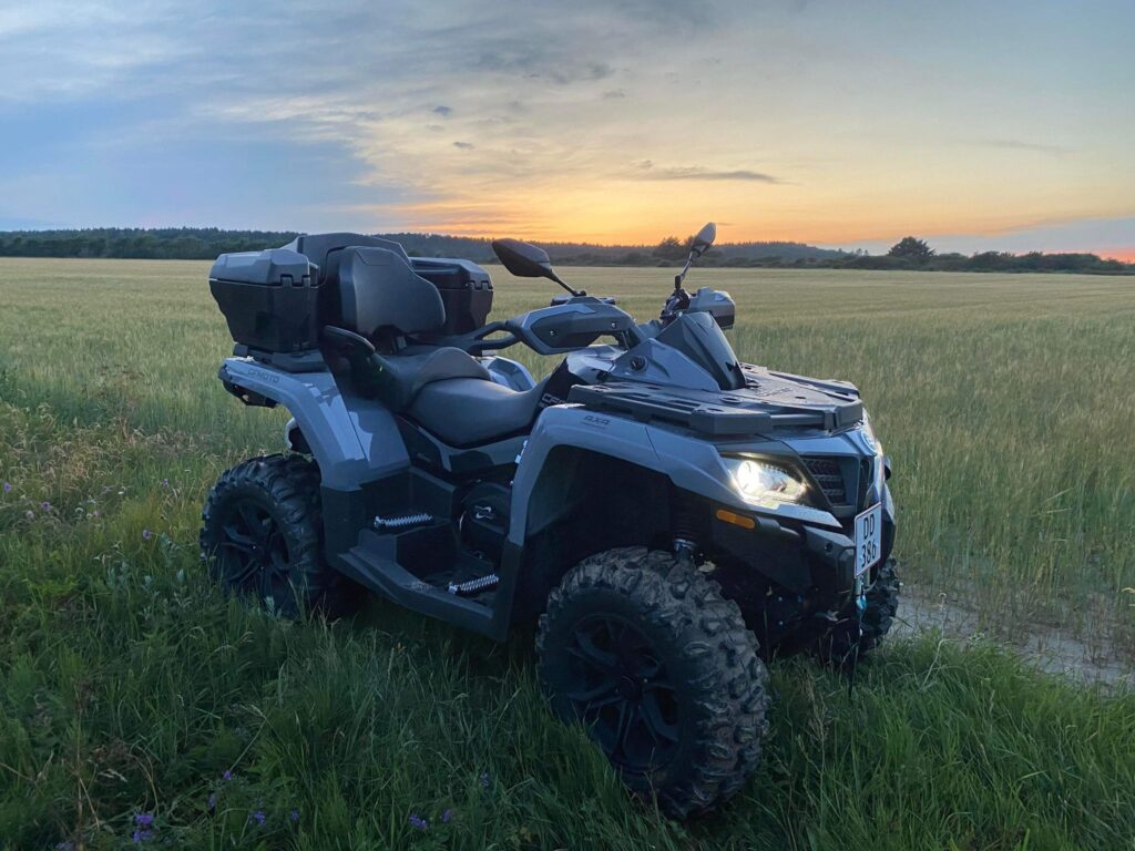 ATV på græs